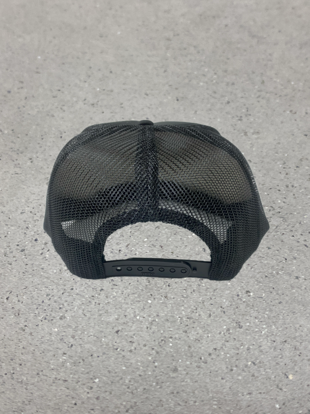 2026S/S 髭髭倶楽部 釣れるカモ CAP ブラック